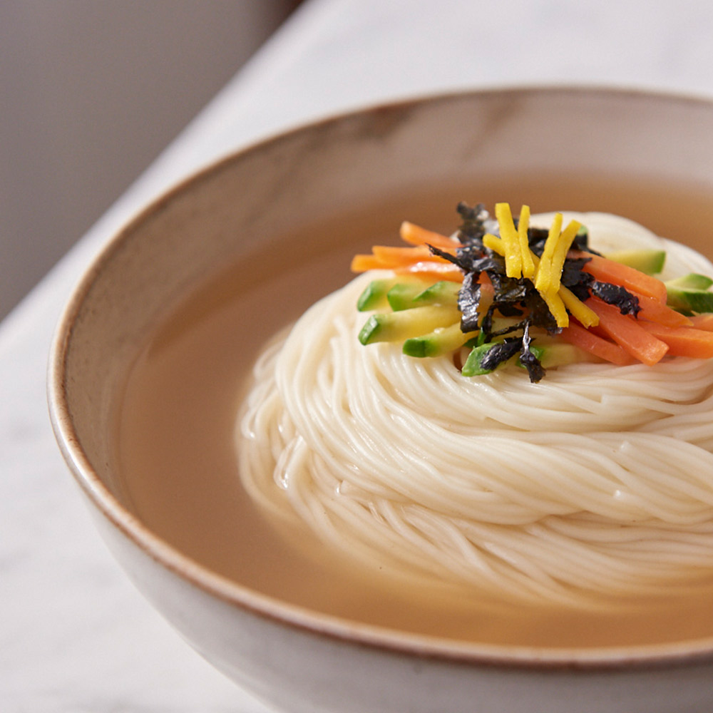 Achievements and Challenges of 30 Years of Noodle Lovers Inc. 상세보기